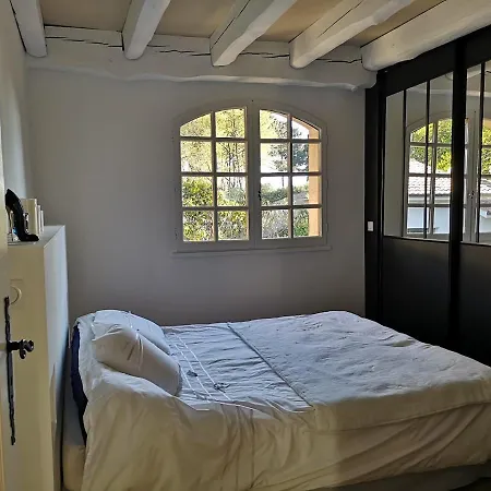 Fleur Des Pins 6 Personnes 140m2 Petit *